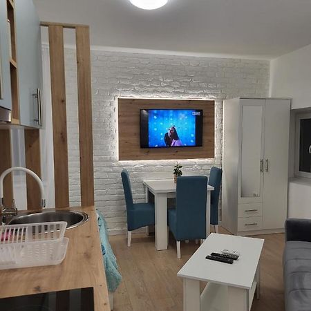 Harmony Suites Sajmiste ภายนอก รูปภาพ
