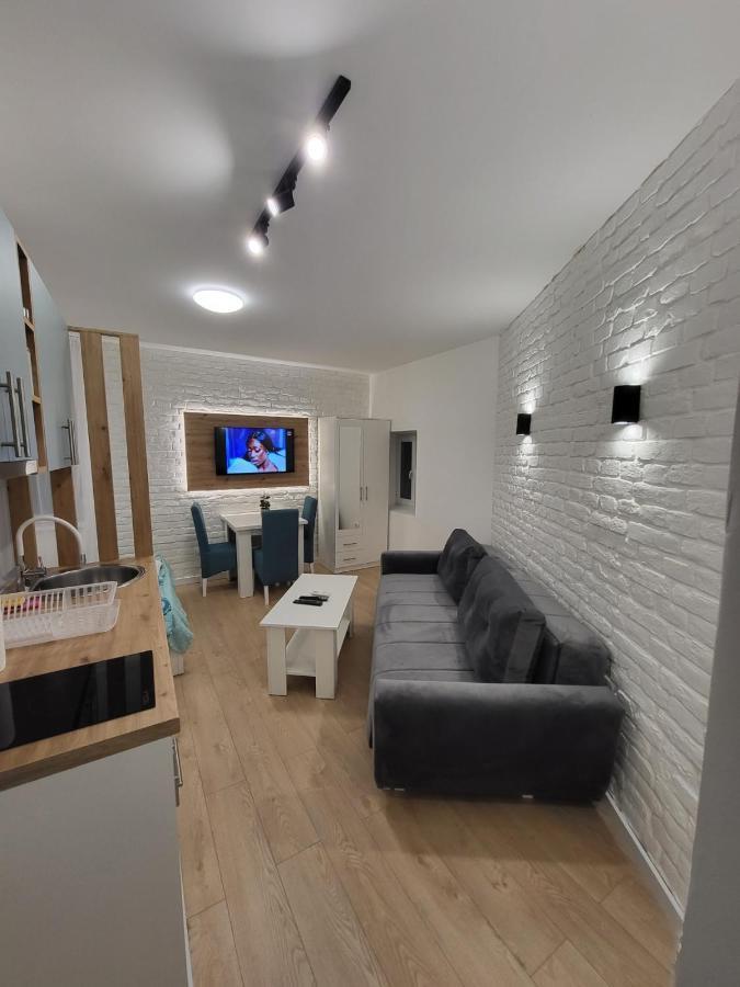 Harmony Suites Sajmiste ภายนอก รูปภาพ