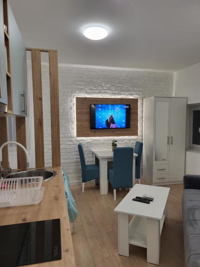 Harmony Suites Sajmiste ภายนอก รูปภาพ