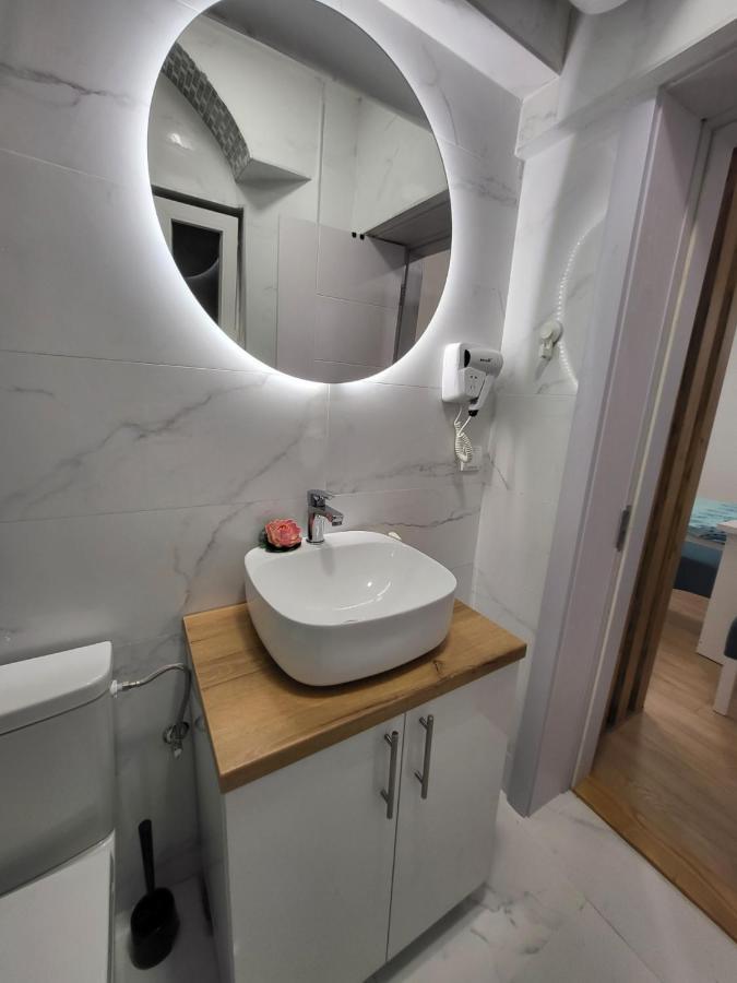 Harmony Suites Sajmiste ภายนอก รูปภาพ