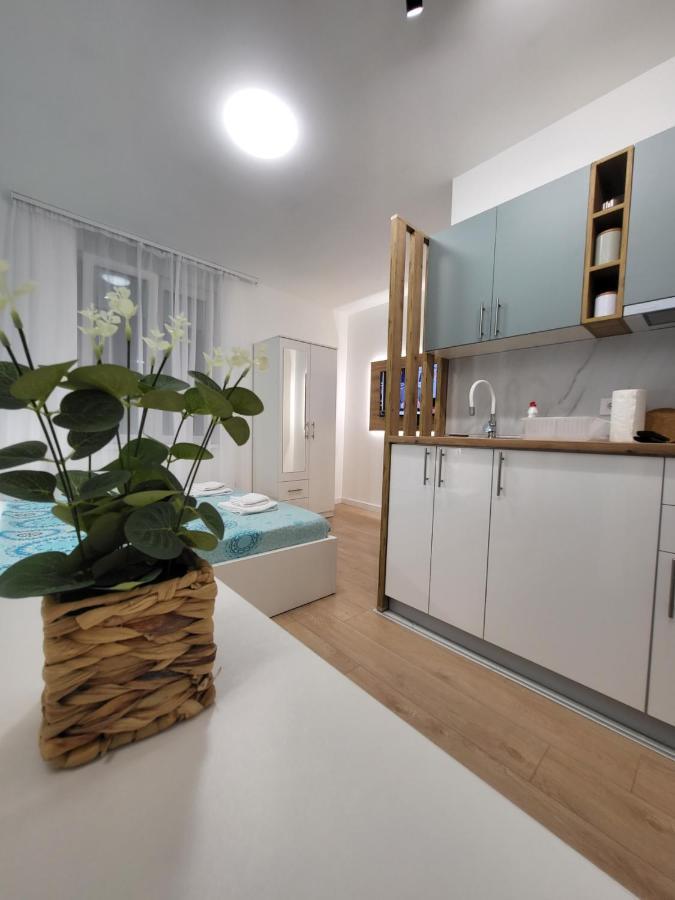 Harmony Suites Sajmiste ภายนอก รูปภาพ